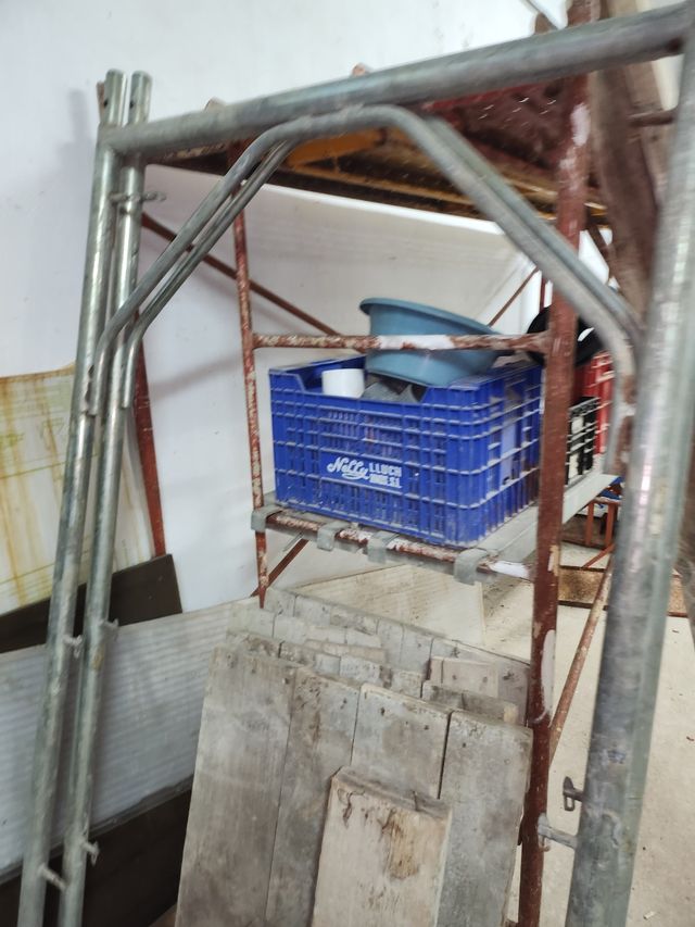 ANDAMIO DE PROTECCIÓN PARA COLGANTES