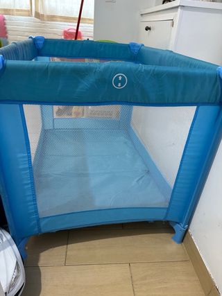 Parque cuna de viaje