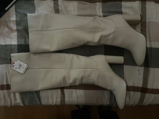 Botas altas de piel