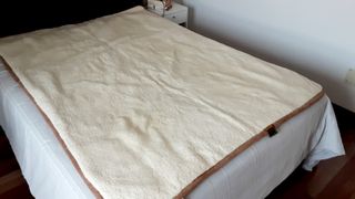 MANTA/COLCHA PURA LANA VIRGEN