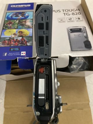 Cámara impermeable, subacuatica, marca Olympus