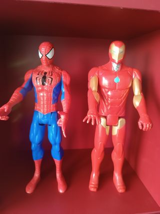Figuras articuladas Spiderman y Ironman