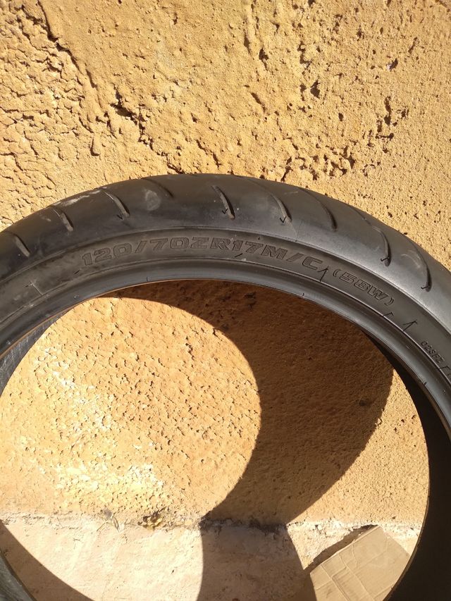 BRIDGESTONE BATTLAX BT023