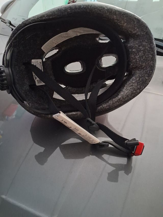 Vendo casco per bici bambina