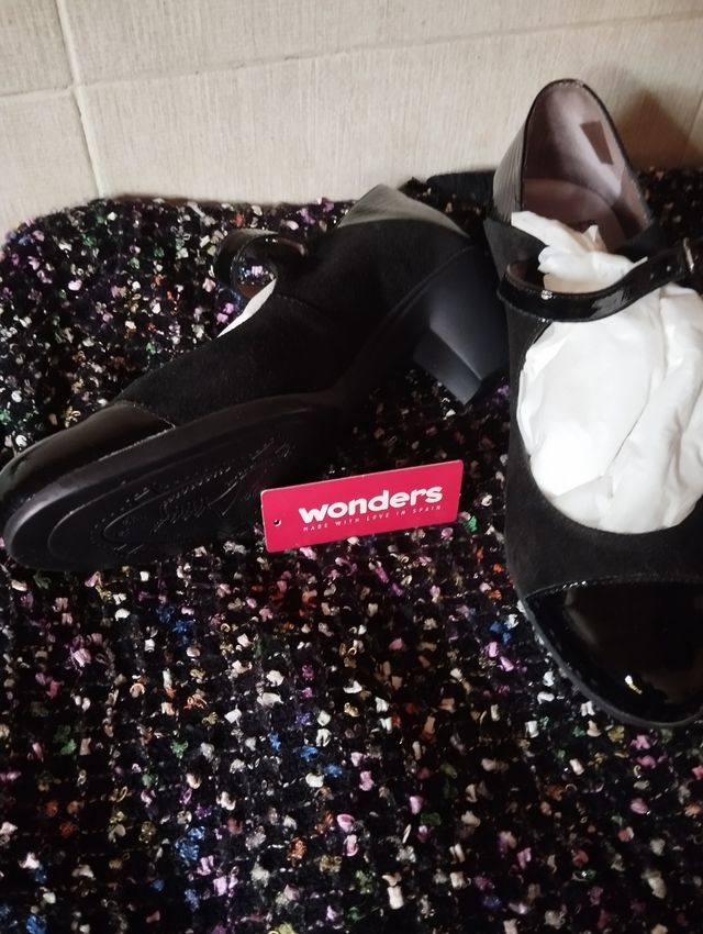 Zapatos MERCEDES combinado Charol/ Piel WONDERS.