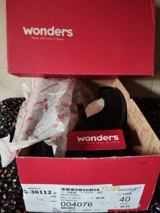 Zapatos MERCEDES combinado Charol/ Piel WONDERS.