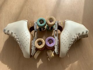 Patines profesionales niña. Talla 240p