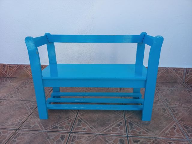 Banco de madera infantil