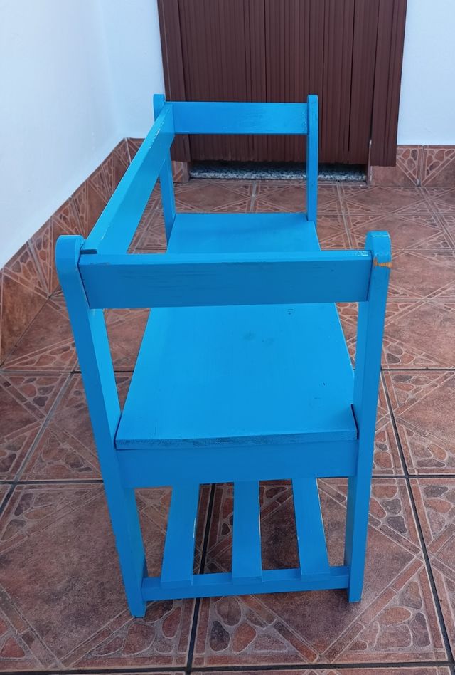 Banco de madera infantil