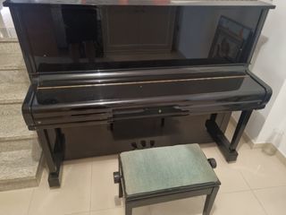 Piano Vertical