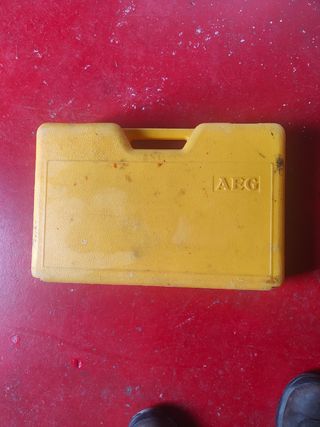 Caja AEG taladro vacía 