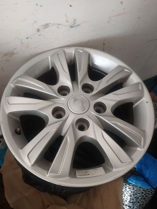 Llantas de sanyun restom