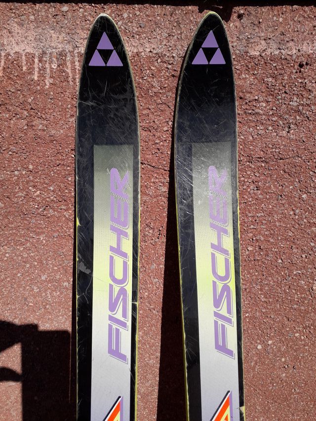 Esquís antiguos FISCHER Racing