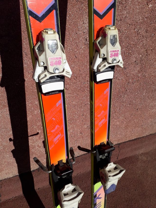 Esquís antiguos FISCHER Racing