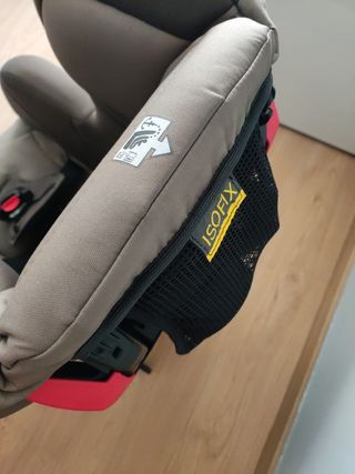 Silla coche bebe confort.Bajada a mitad de precio 