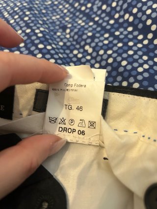 Completo elegante uomo