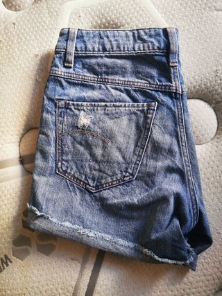 Short G-star talla 34