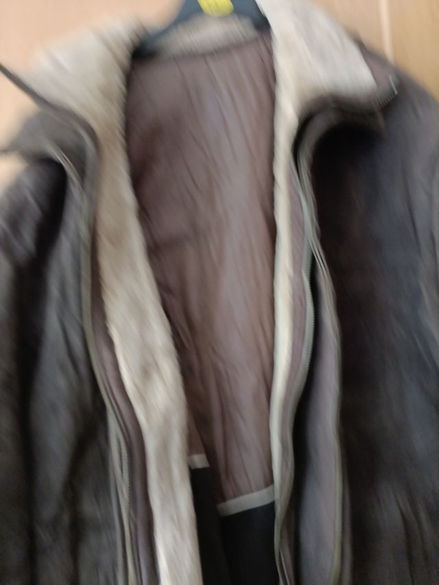 Abrigo de poli piel de hombre