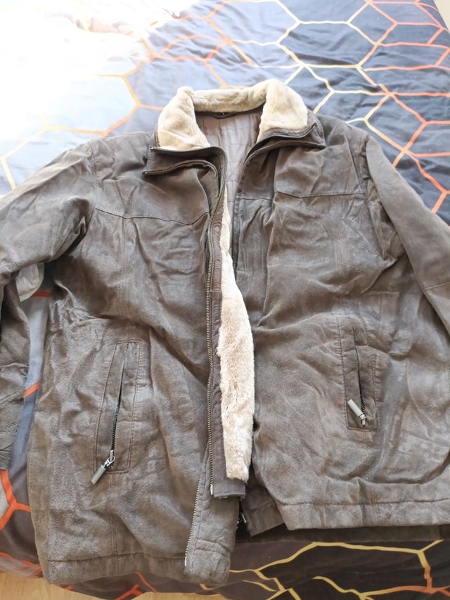 Abrigo de poli piel de hombre