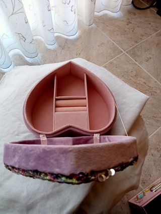 Joyero corazón de terciopelo y lentejuel