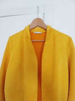 Abrigo fino mujer Zara