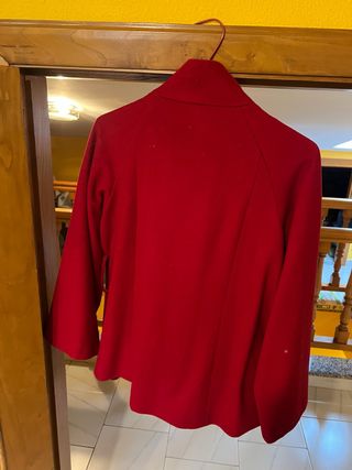 abrigo zara rojo de lana talla M