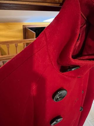abrigo zara rojo de lana talla M