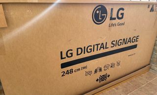 LG Pantalla Ultra HD 98''