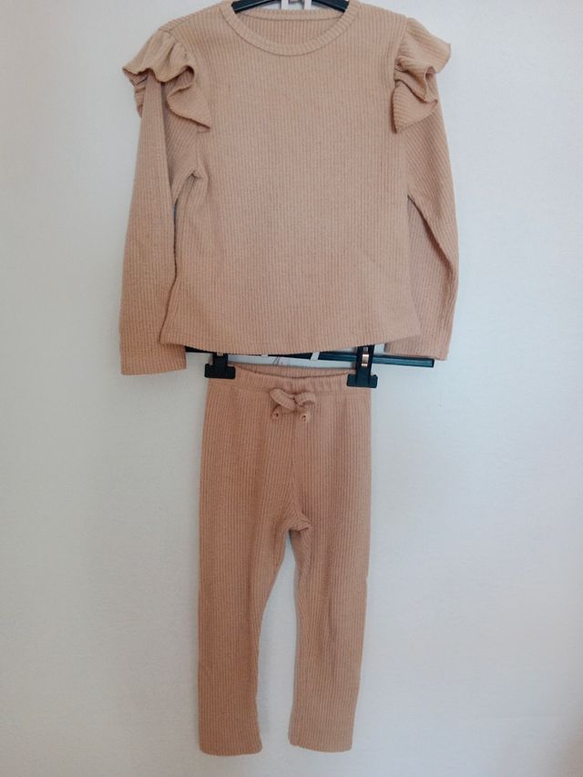 Conjunto niña