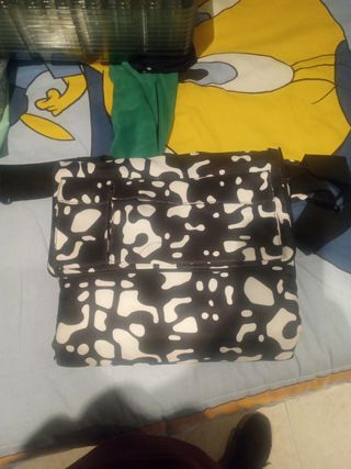 Bolso cambiador negro