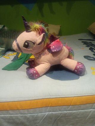 Peluche unicornio