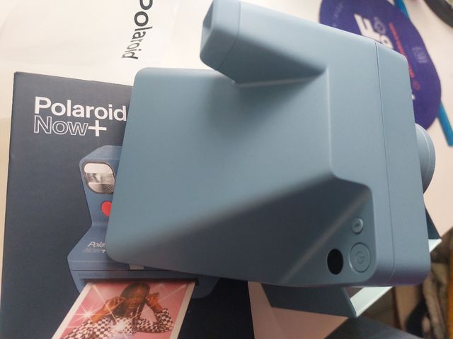 Máquina de fotos polaroid now plus gen 2