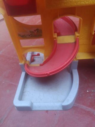 Parking juguete grande coches