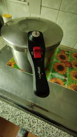 Olla rápida Magefesa 