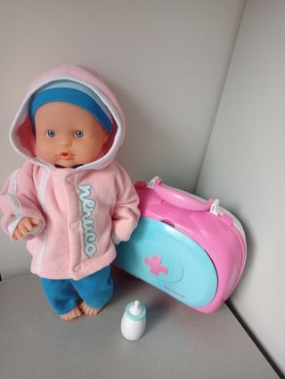 Bebé Nenuco, ropa y maletín