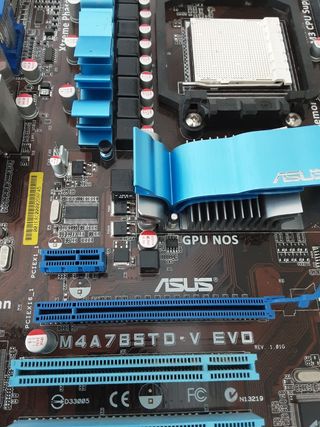 PLACA BASE. M4A7B5TD-V EVO ASUS