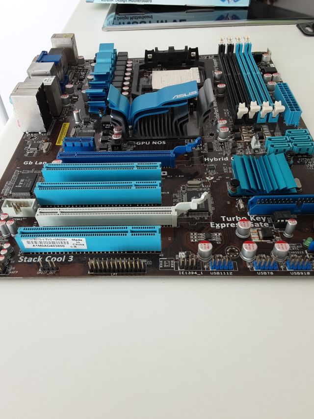 PLACA BASE. M4A7B5TD-V EVO ASUS