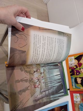 Cuentos infantiles, 2 colecciones