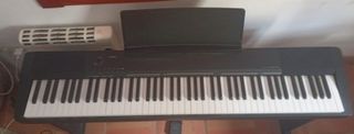Piano Casio CDP-130 BK Deluxe Bundle
