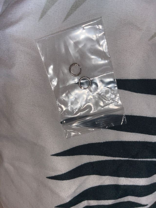 Par de aros pircing o pendientes