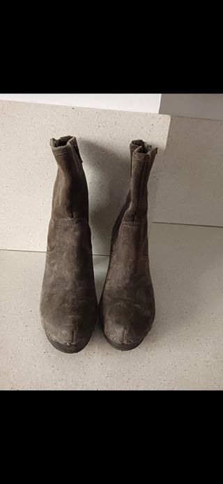 Botines SOFTCLOX de piel a estrenar. 
