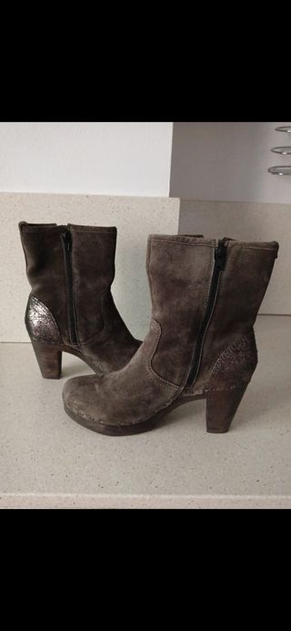 Botines SOFTCLOX de piel a estrenar. 