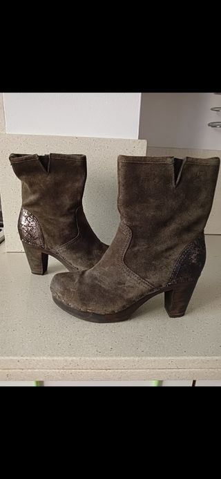 Botines SOFTCLOX de piel a estrenar. 