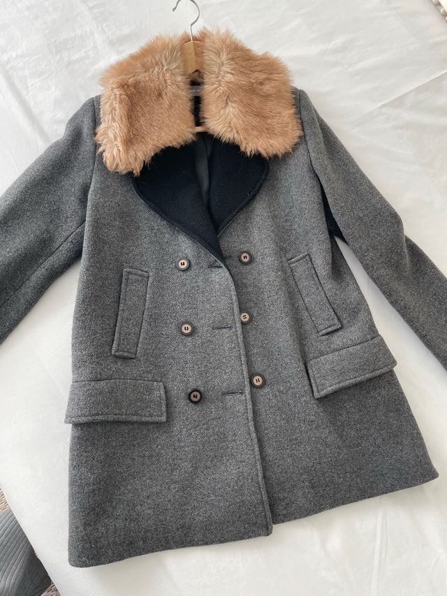 Abrigo gris mujer