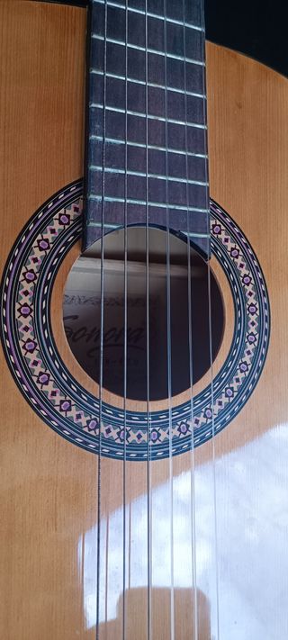GUITARRA ESPAÑOLA