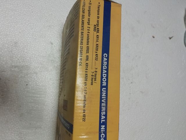 Cargador de pilas recargables