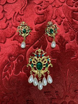 CONJUNTO NUEVO Dorado huertana fallera Perla