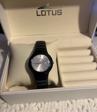 Reloj Lotus