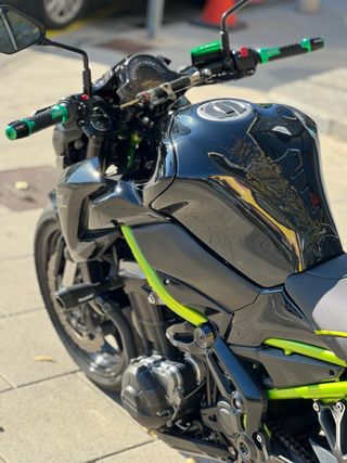 KAWASAKI Z 900