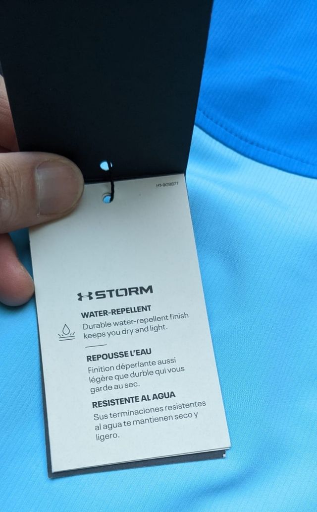 Chaqueta UNDER ARMOUR